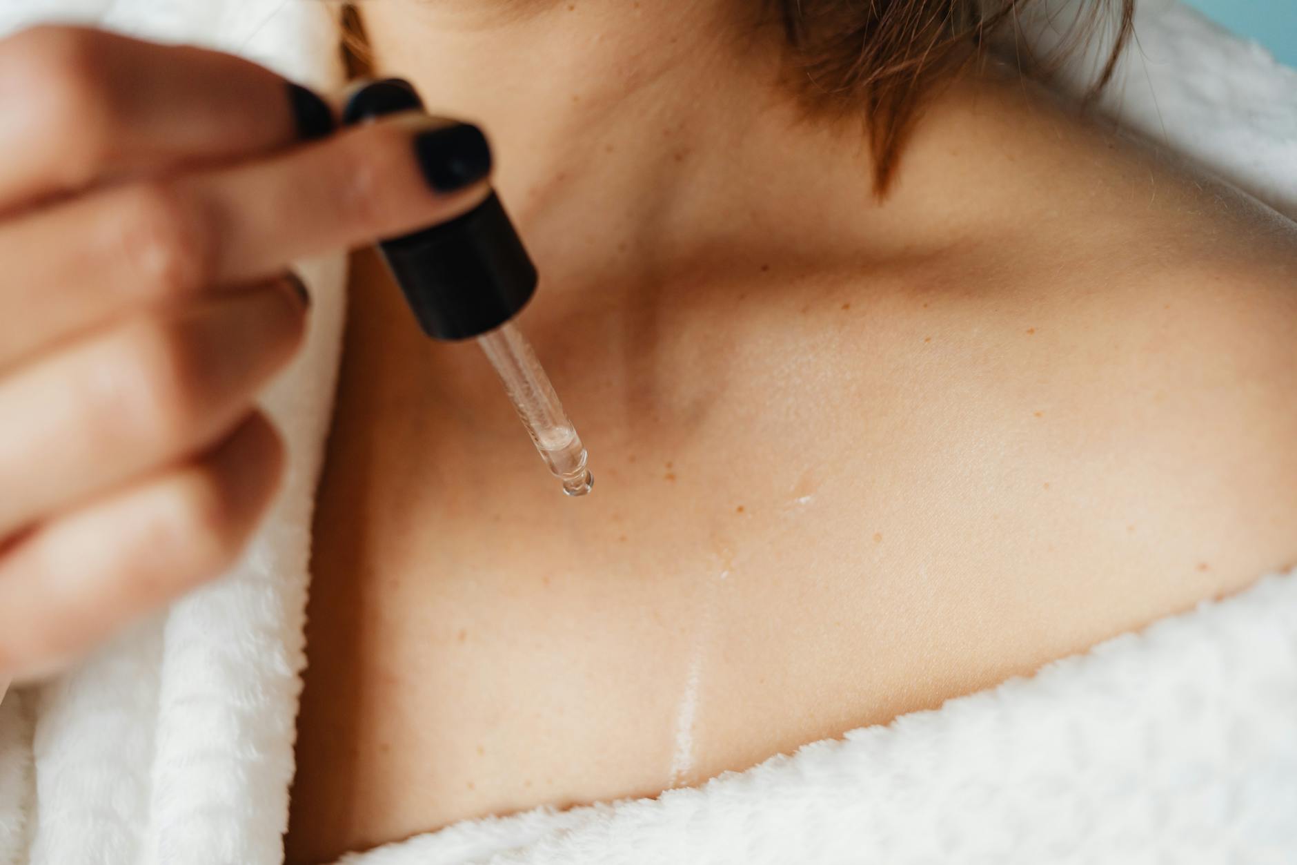 L acrochordon excroissance facile retirer chez le dermatologue