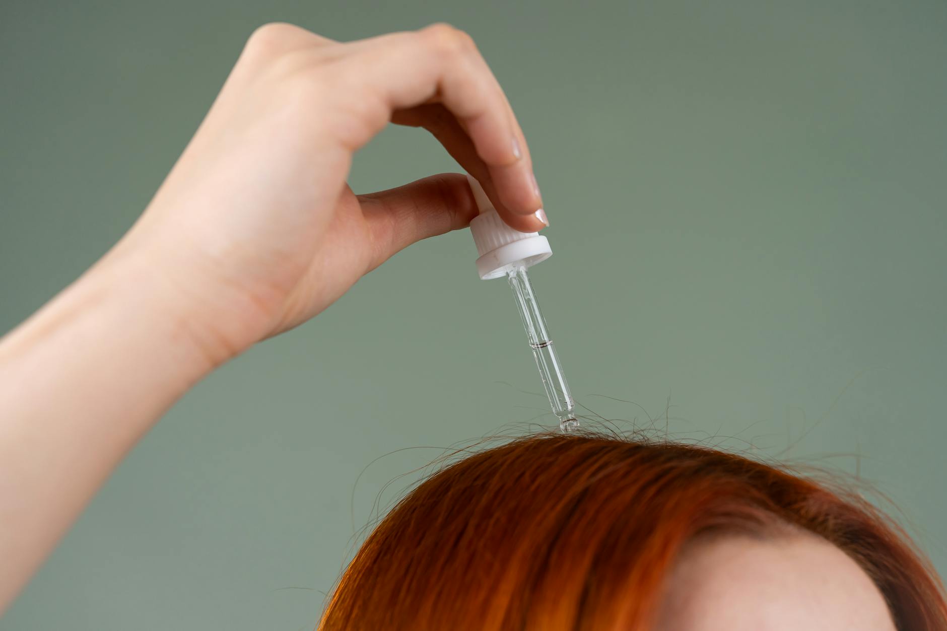 Flacon de shampoing spécifique contre la chute des cheveux