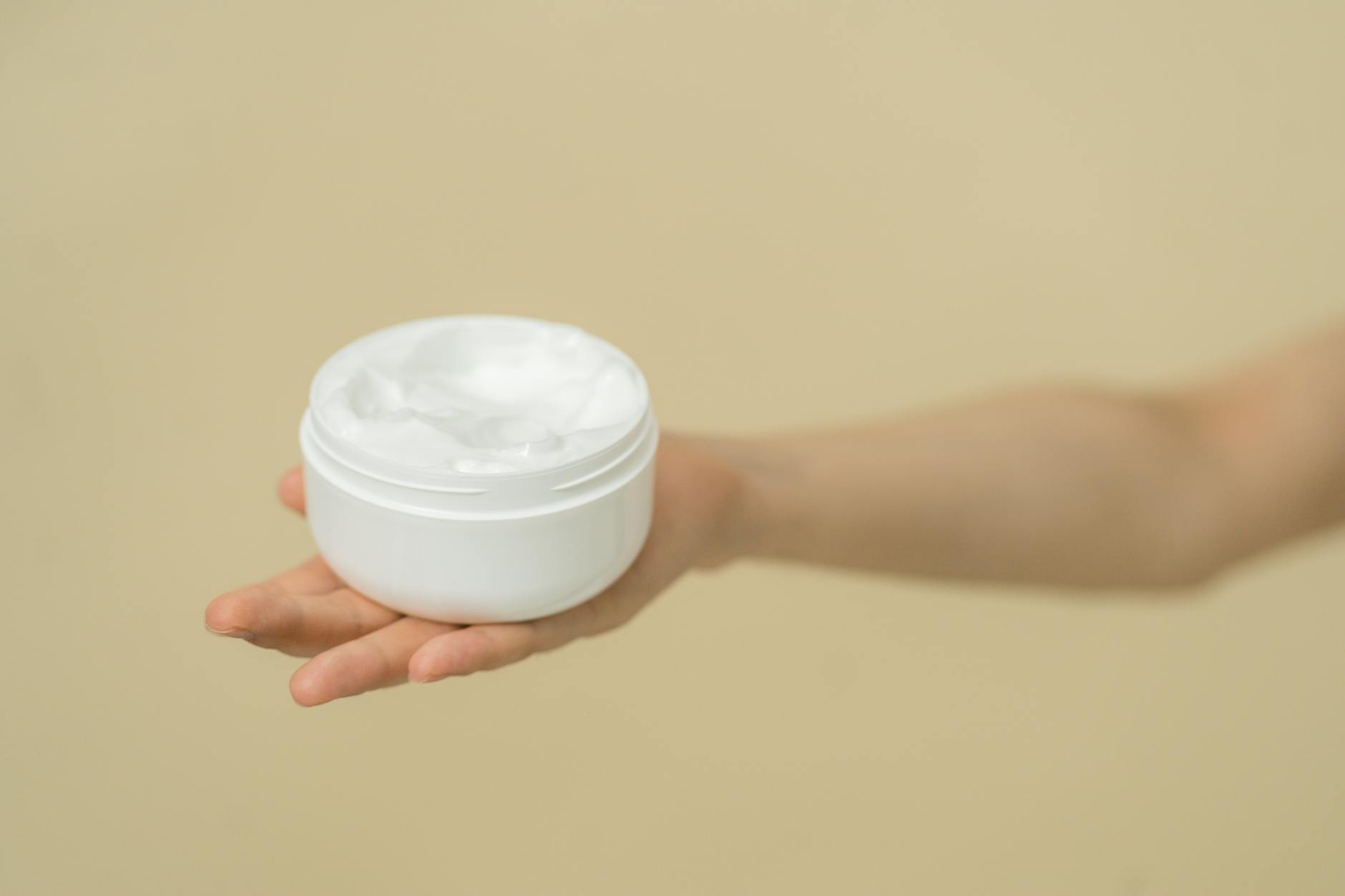 Crème anti-rides bien choisir sienne : critères dermato
