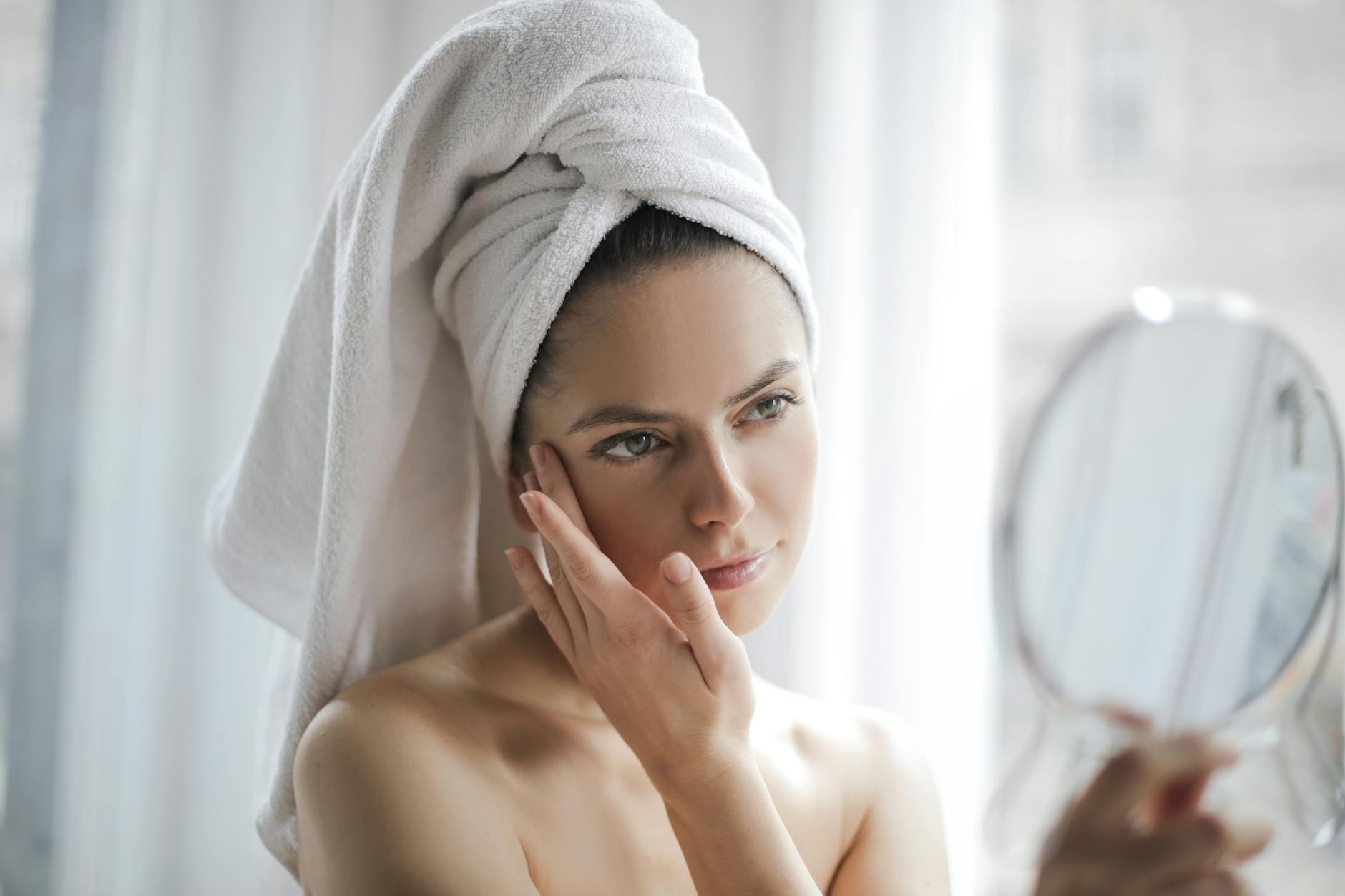 Acnée rosacée : comprendre une dermatose chronique du visage